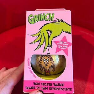 NIB The Grinch bath fizzer
